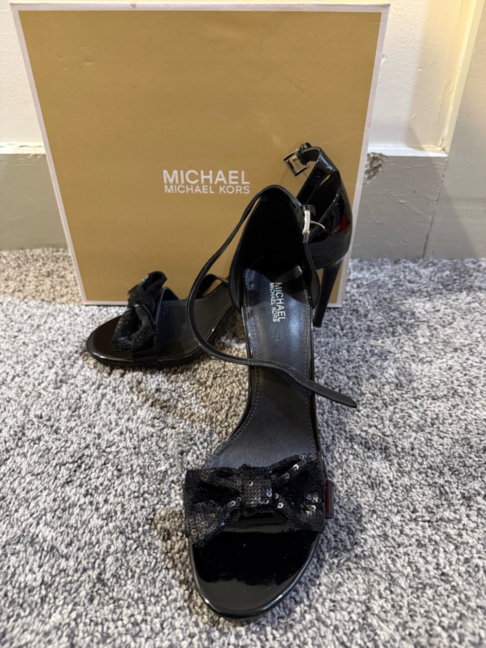 Michael Kors Black Bow Heels – Ankle Strap Dress Sandals – Size 9